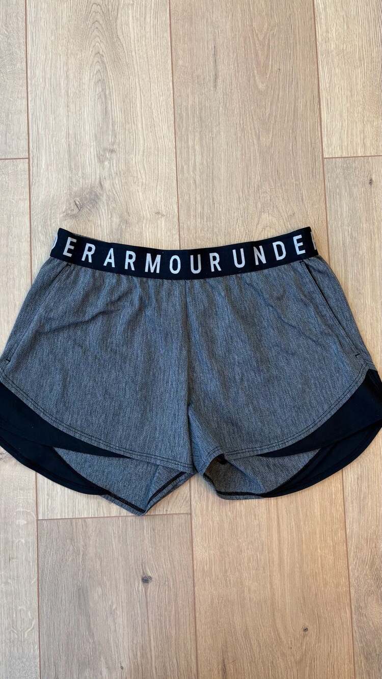 Under Armour HeatGear Athletic Shorts Size Small Gray